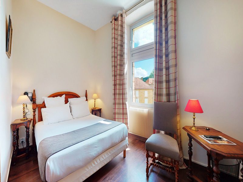 Hotel room in Sarlat for 2 people