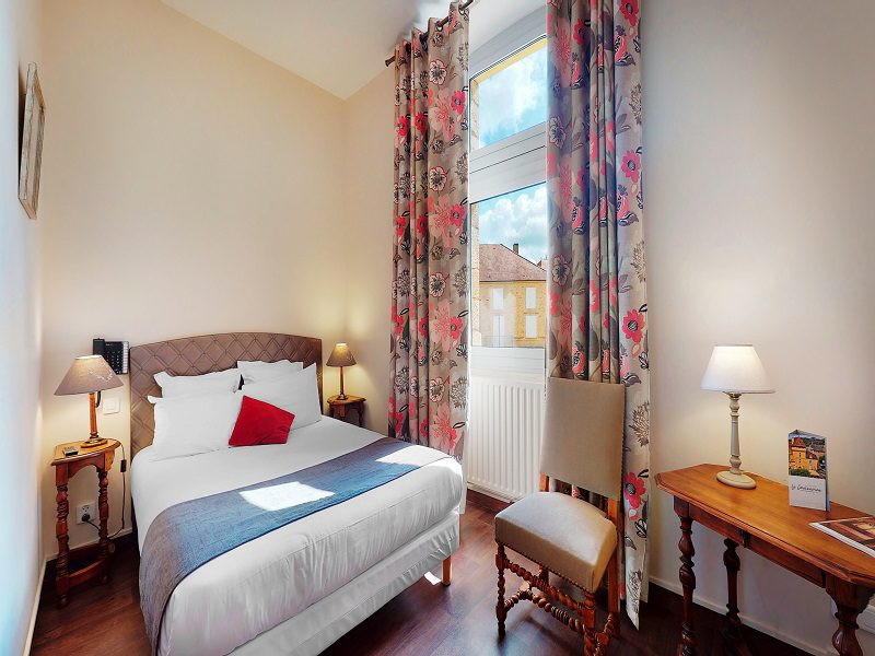 Hotel room in Sarlat for 2 people