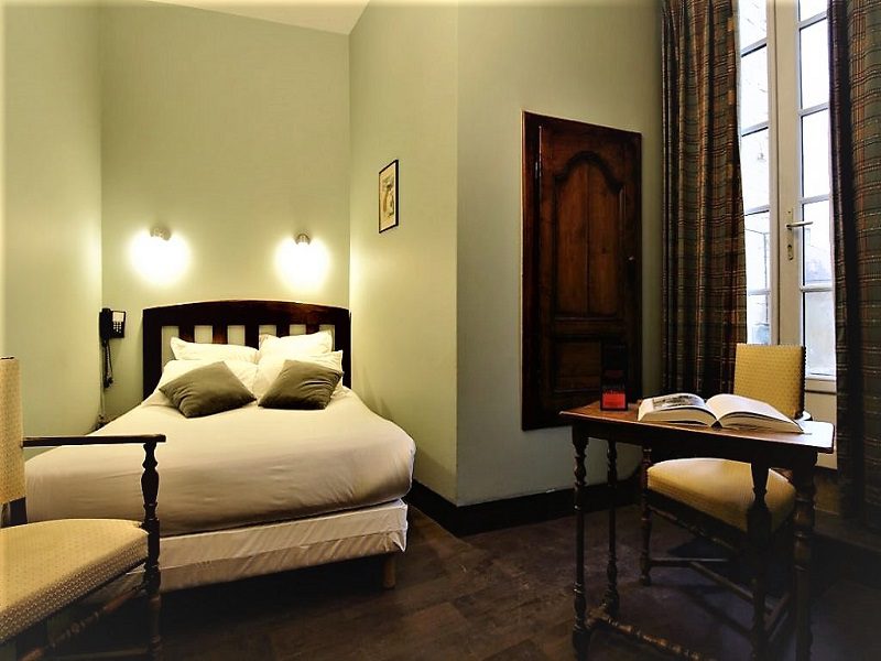 Hotel room in Sarlat for 2 people