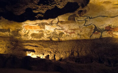 Explorer les grottes de Lascaux 4