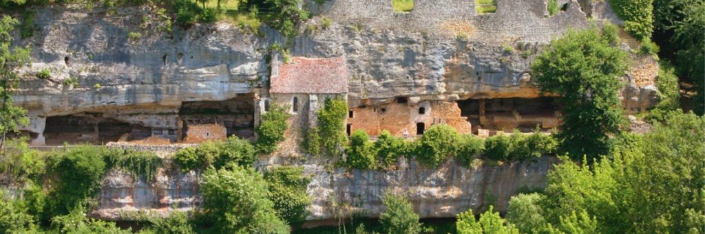 villages troglodytes de Dordogne