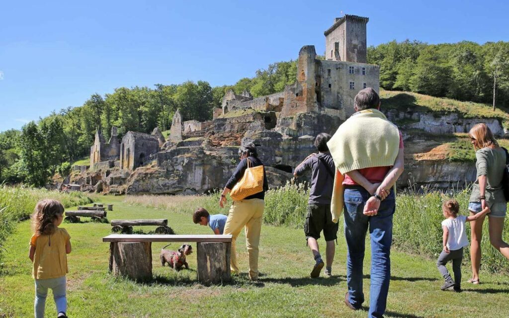 Château de Commarque à visiter à Sarlat