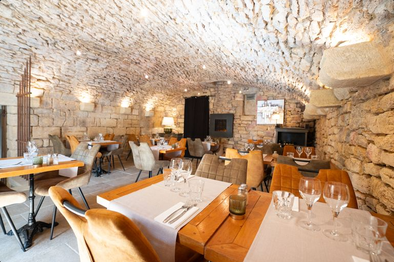 Hotel Sarlat La Couleuvrine salle de restaurant voutée
