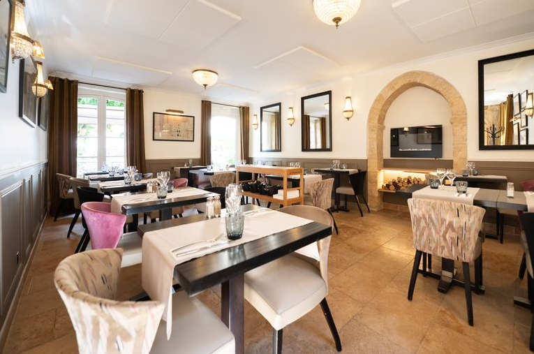 Hôtel Sarlat salle restaurant La Couleuvrine